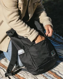 Backwoods Rolltop 32L Backpack