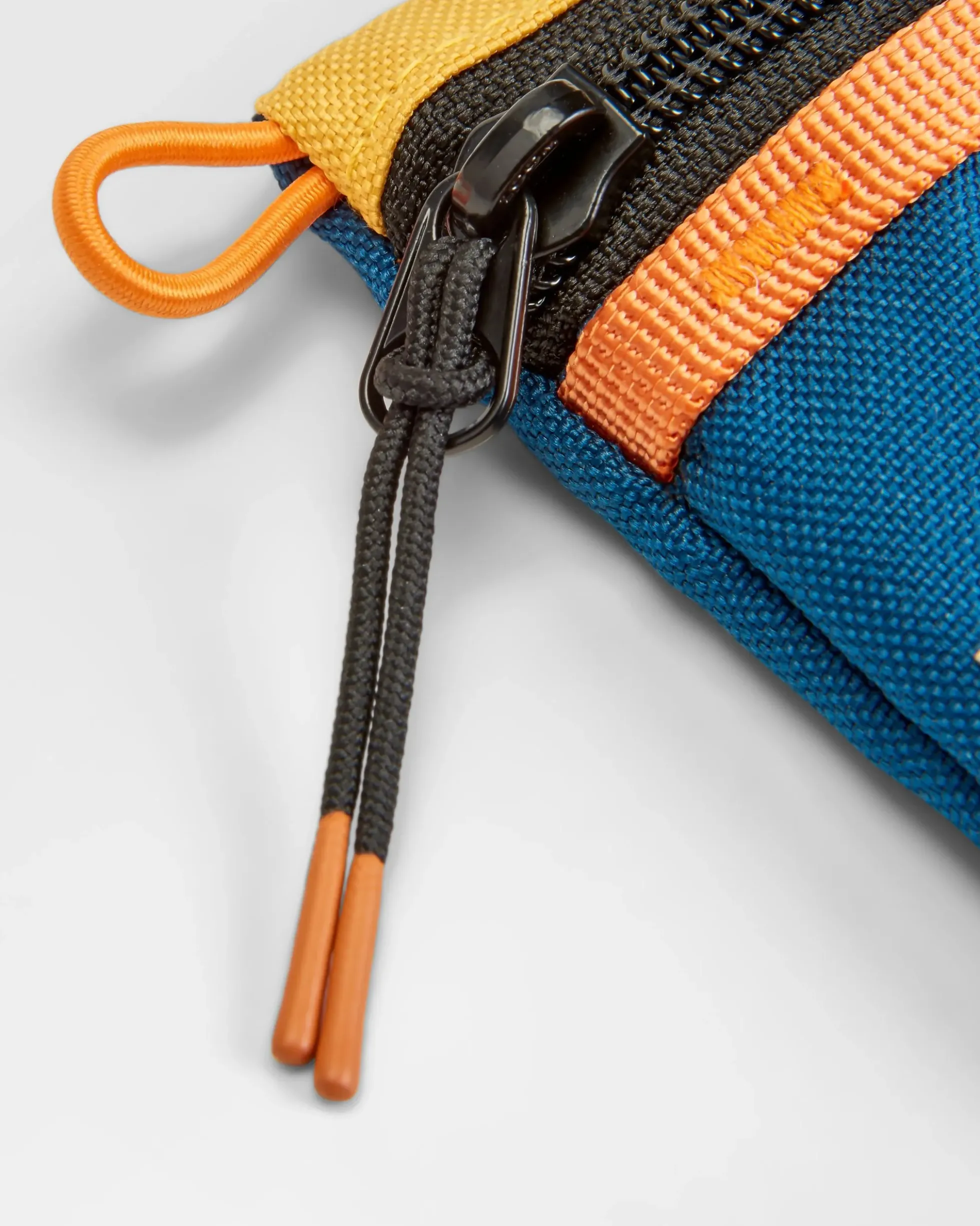 Biscuit Modular Clip On