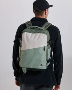Boondocker Expandable Travel Pack