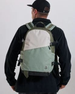 Boondocker Zip 22L Backpack
