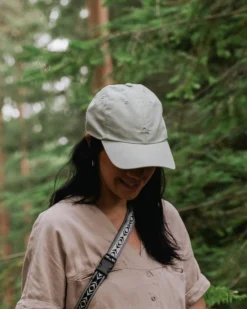 Classic Light 6 Panel Cap