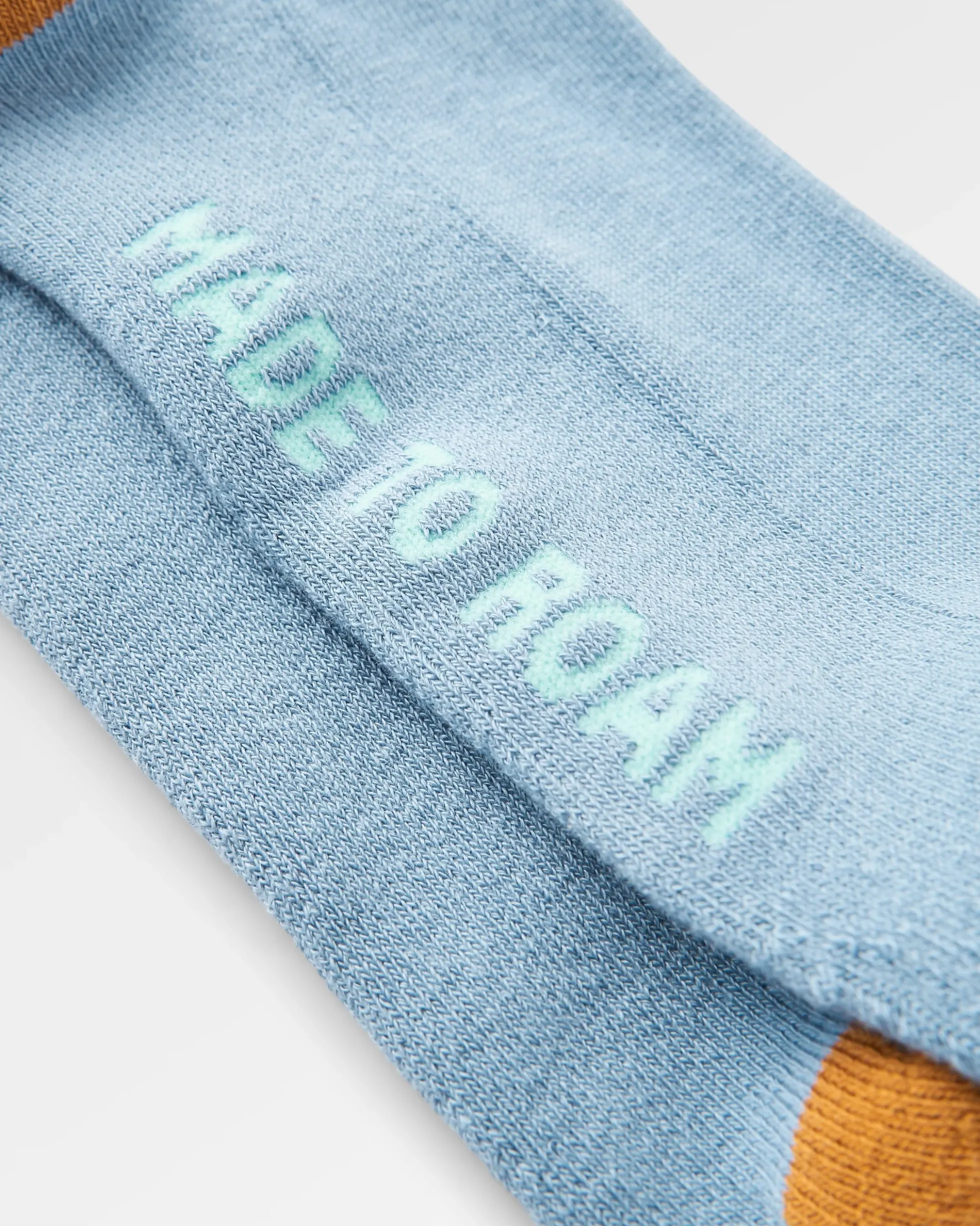 Classic Midweight Crew Socks
