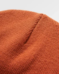 Core Low-Top Beanie