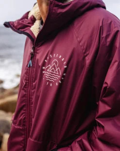 Escapism Sherpa Lined Changing Robe