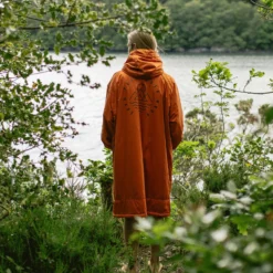 Escapism Sherpa Lined Changing Robe
