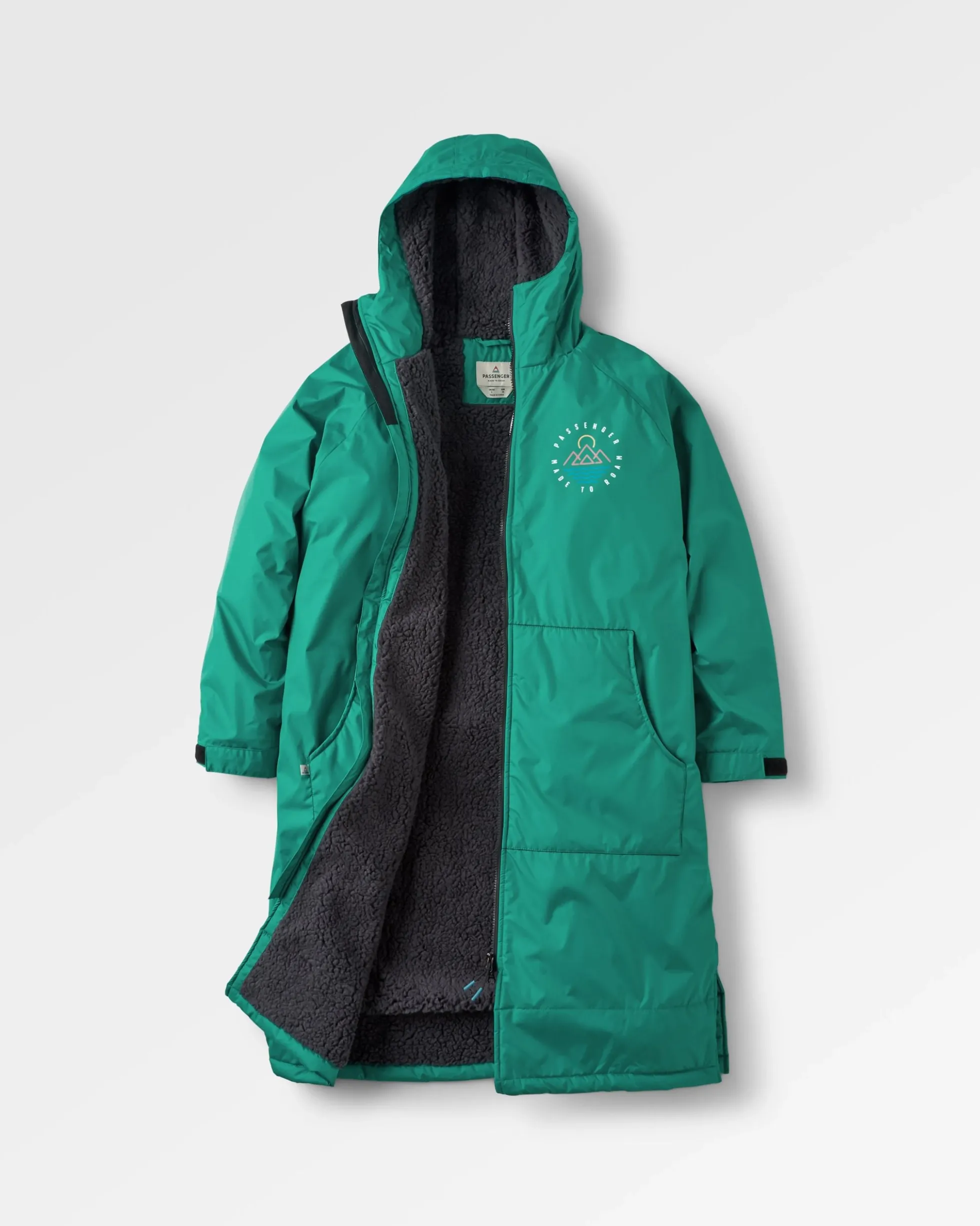 Escapism Sherpa Lined Changing Robe