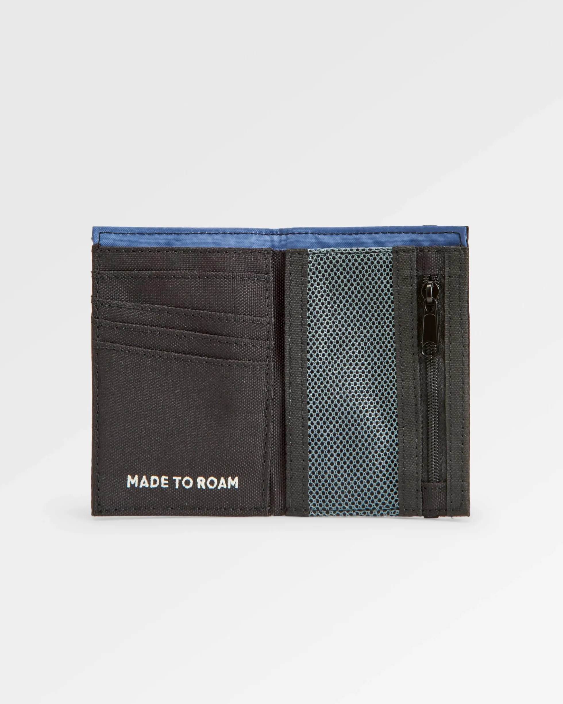 Essentials Wallet