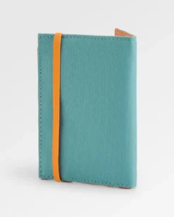 Essentials Wallet