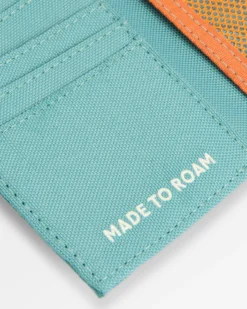 Essentials Wallet