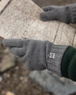 Gale Acrylic Knitted Gloves