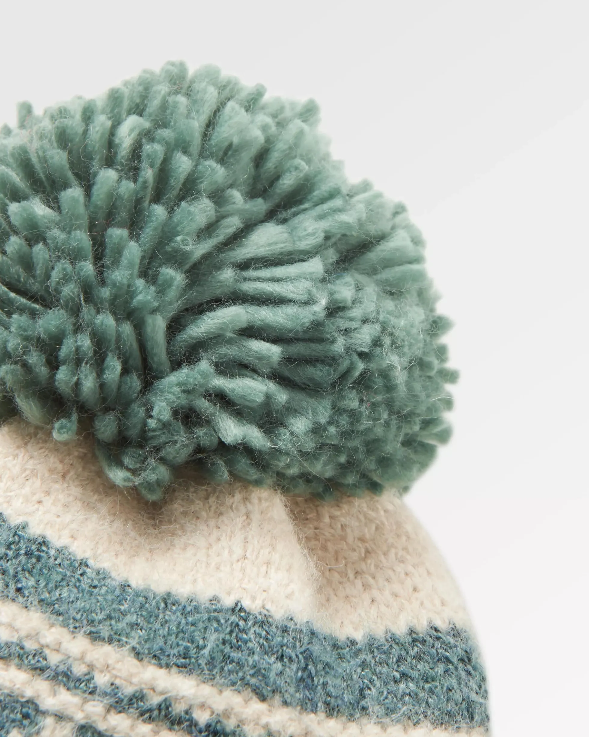 Lodge Bobble Hat