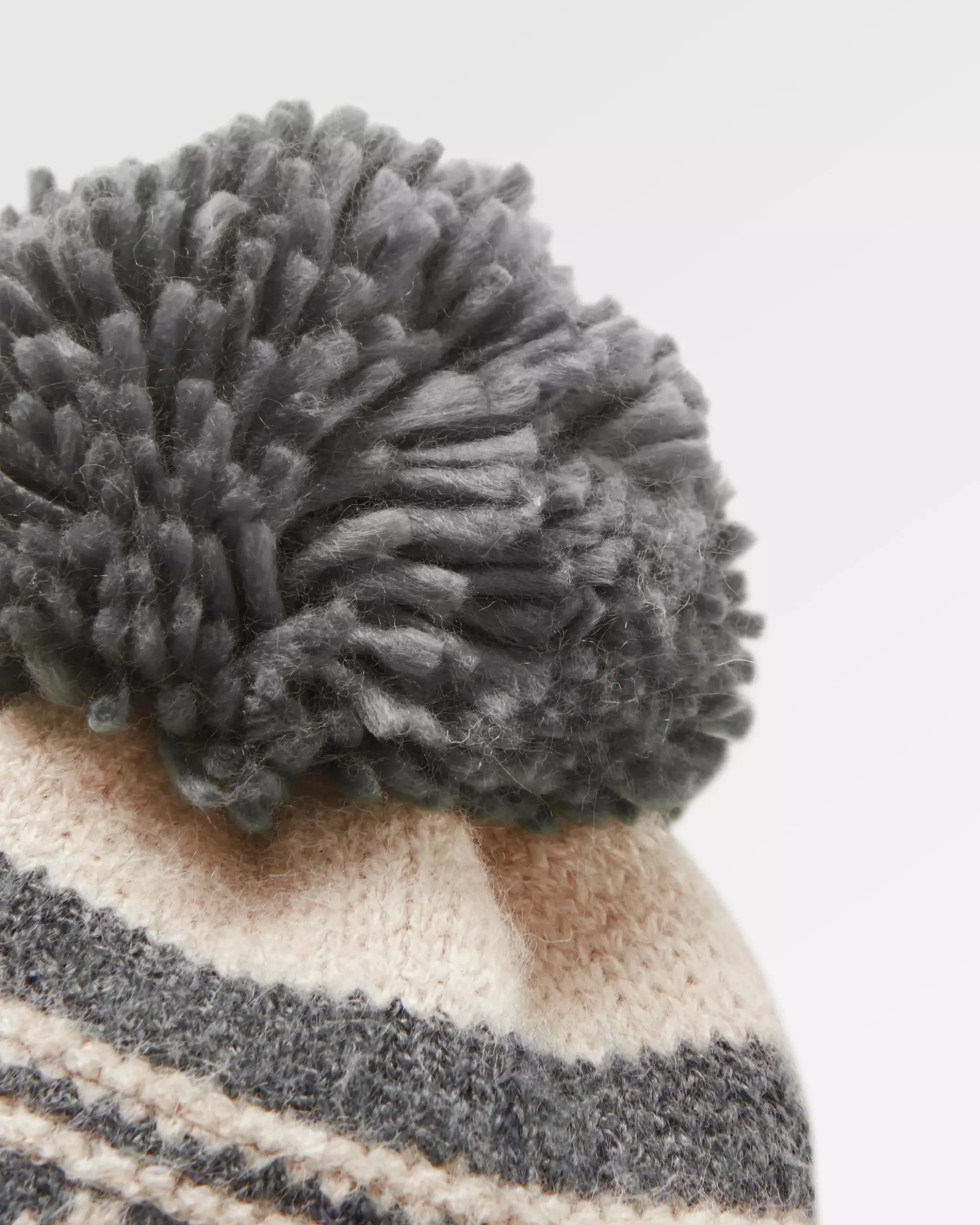 Lodge Bobble Hat