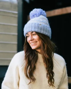 Lodge Bobble Hat