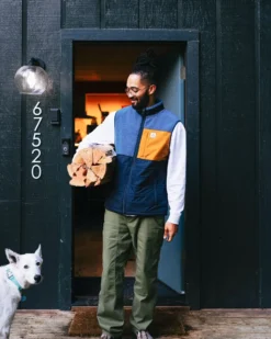 Men's Born Explorer Polar-Lined Sherpa Vest
