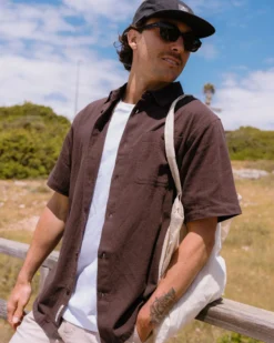 Men's Chill Textured Short Sleeve Shirt