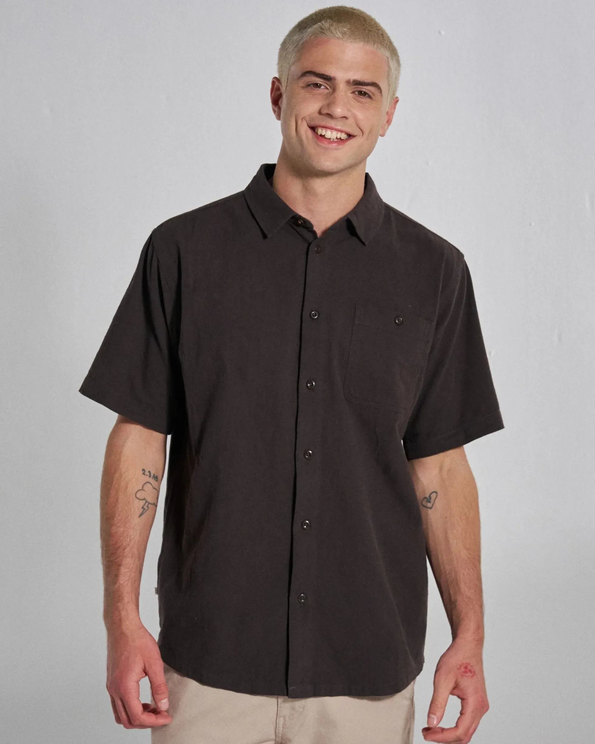 Men's Chill Textured Short Sleeve Shirt