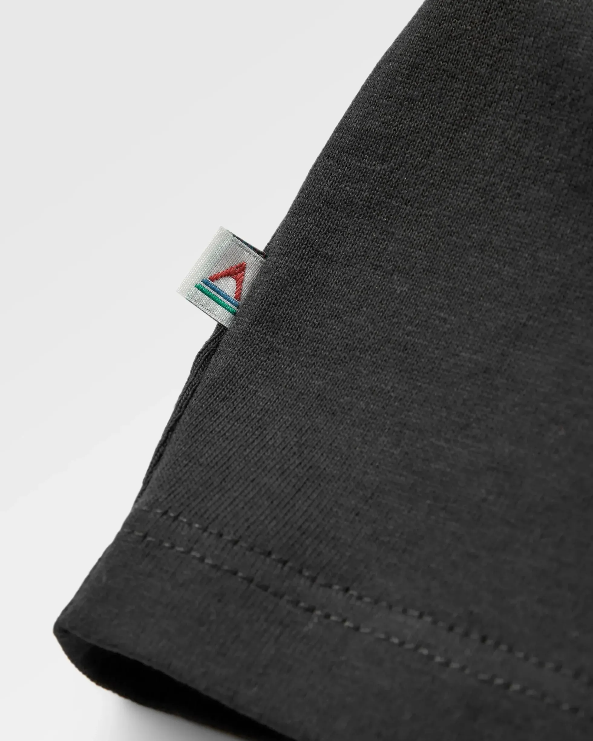 Men's Classic Logo LS T-Shirt