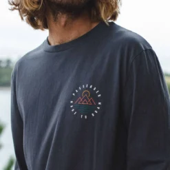Men's Escapism LS T-Shirt