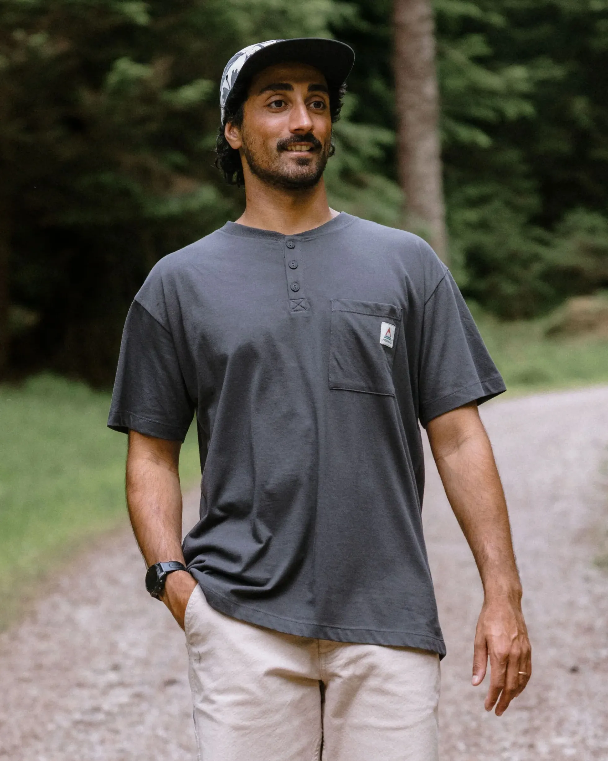 Men's Heritage Relaxed Fit Henley T-Shirt