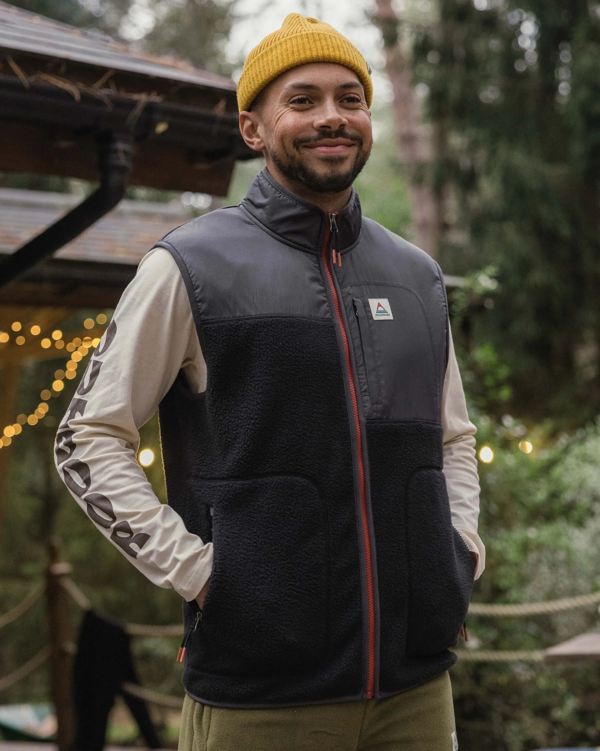 Men's Offgrid Sherpa Fleece Vest