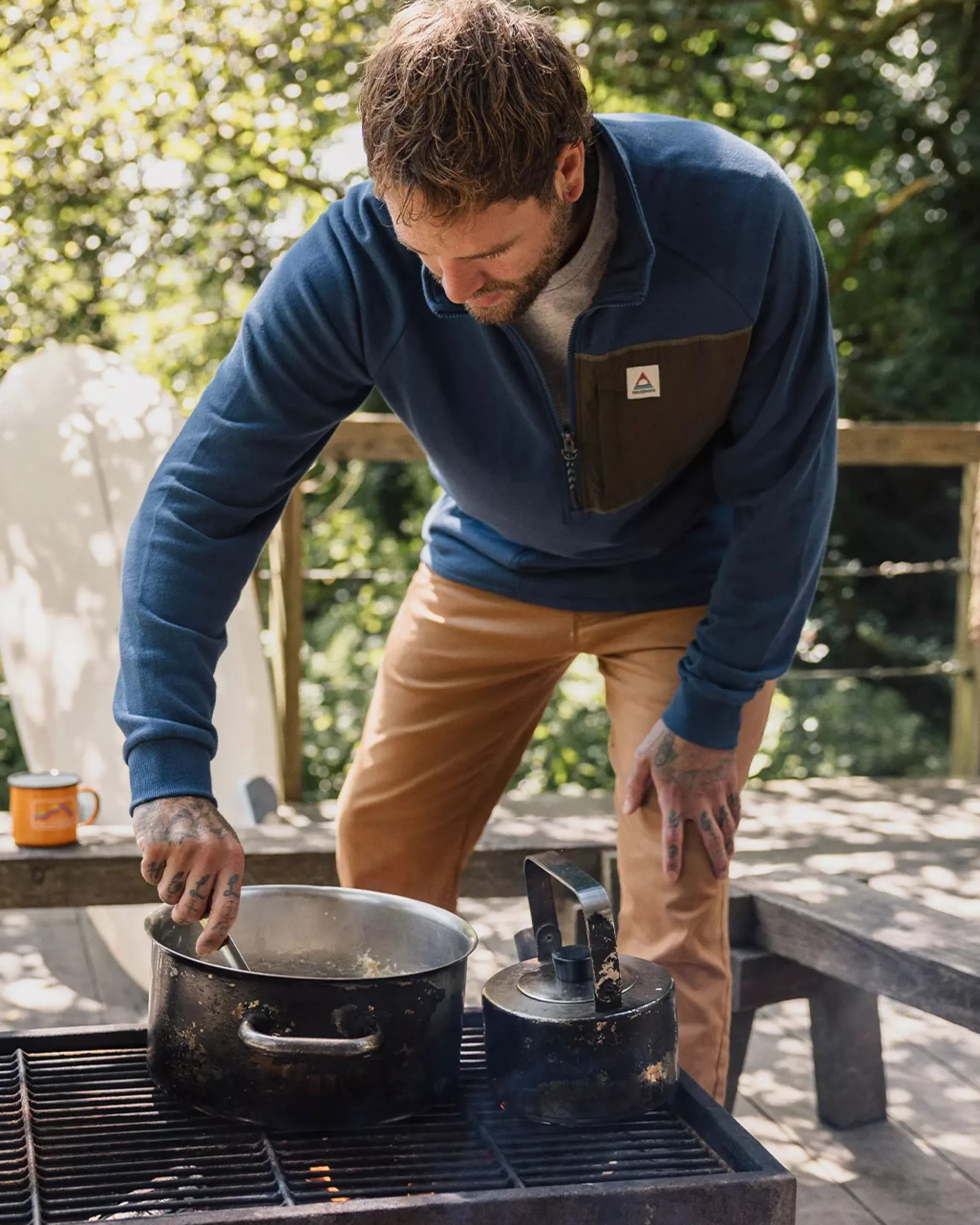 Men's Offgrid 1/4 Zip Sweatshirt
