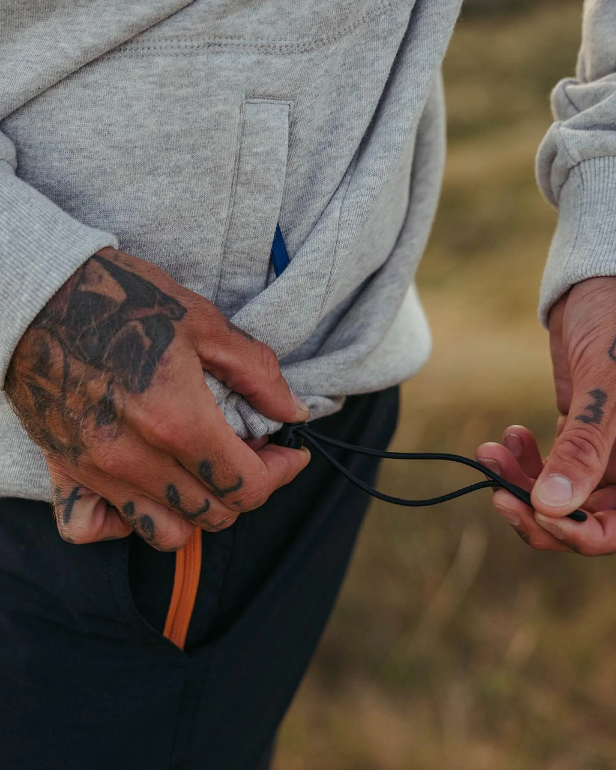Men's Offgrid 1/4 Zip Sweatshirt