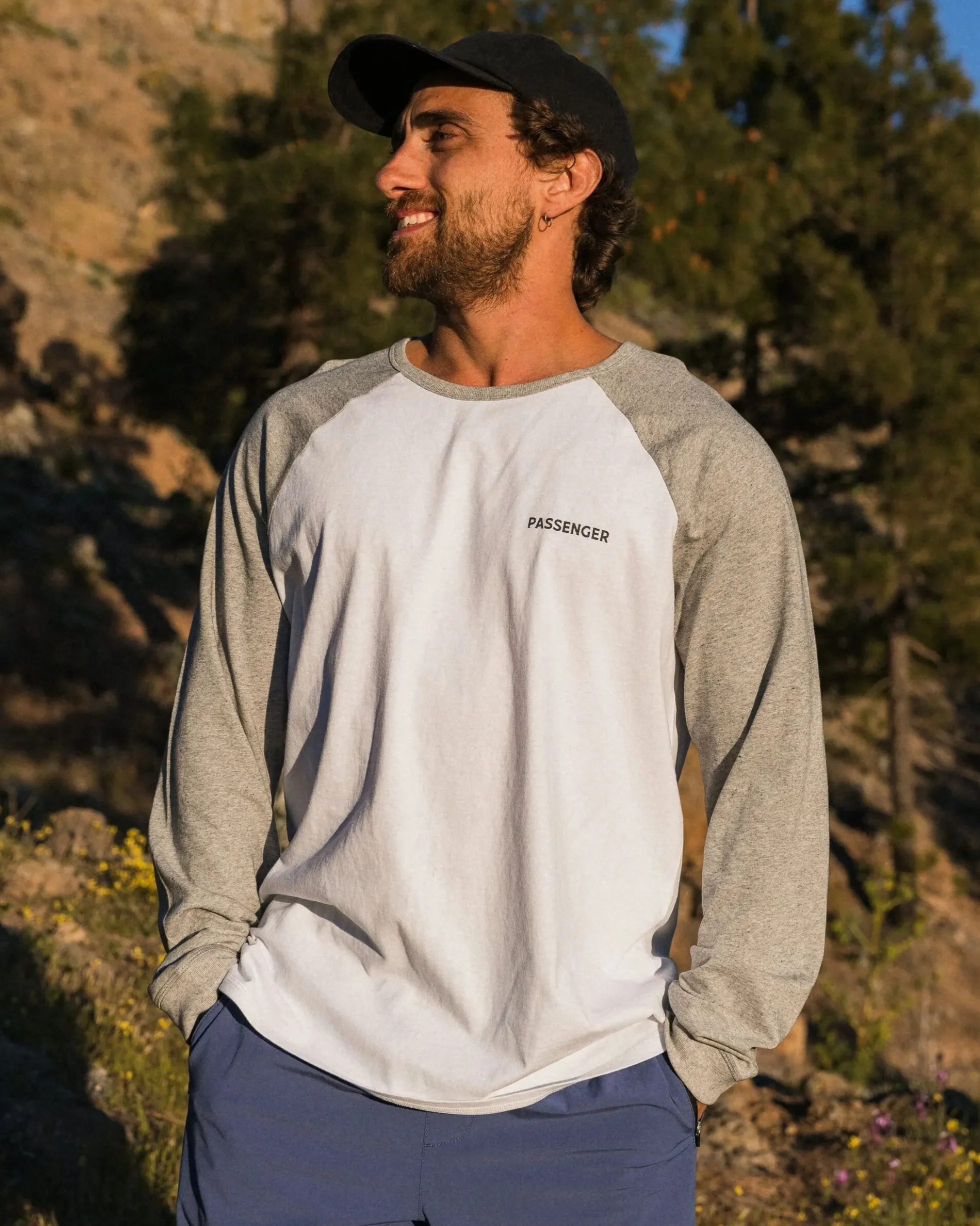 Men's Roamer Raglan LS T-Shirt