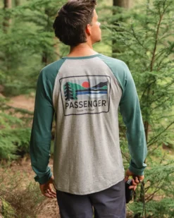 Men's Roamer Raglan LS T-Shirt