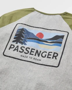Men's Roamer Raglan LS T-Shirt