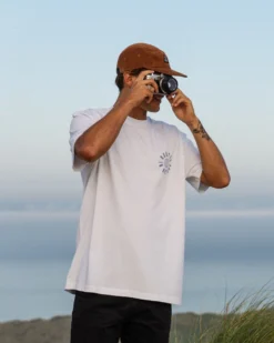 Men's Rooted Relaxed Fit T-Shirt