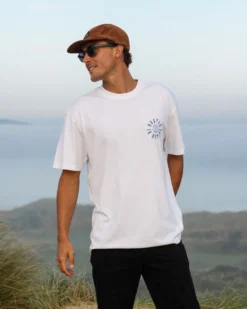 Men's Rooted Relaxed Fit T-Shirt