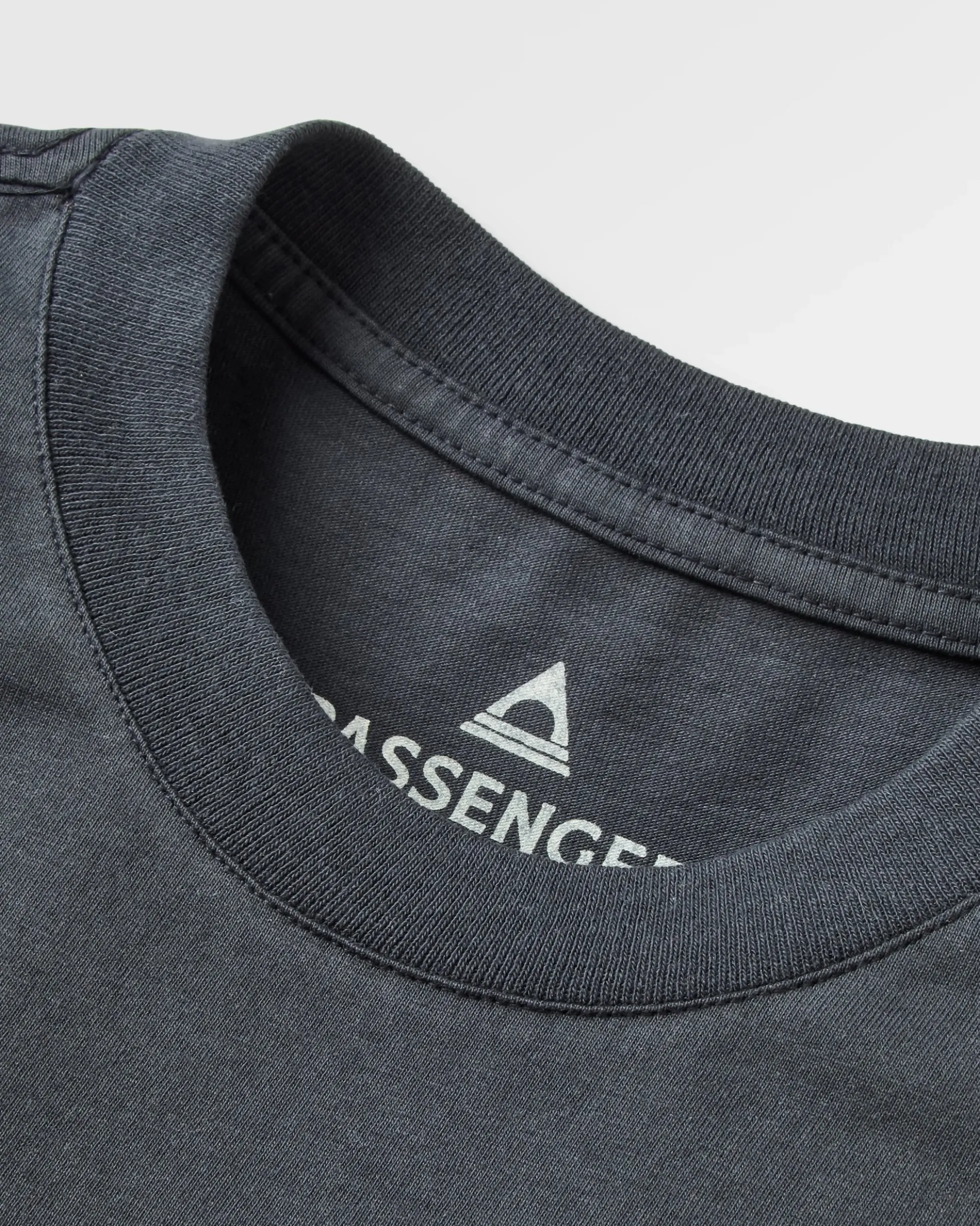 Men's Slow Escape Relaxed Fit T-Shirt