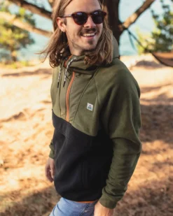 Men's Woodland Hooded 1/2 Zip Polar Fleece