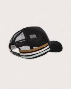 Onda Snapback Trucker Cap