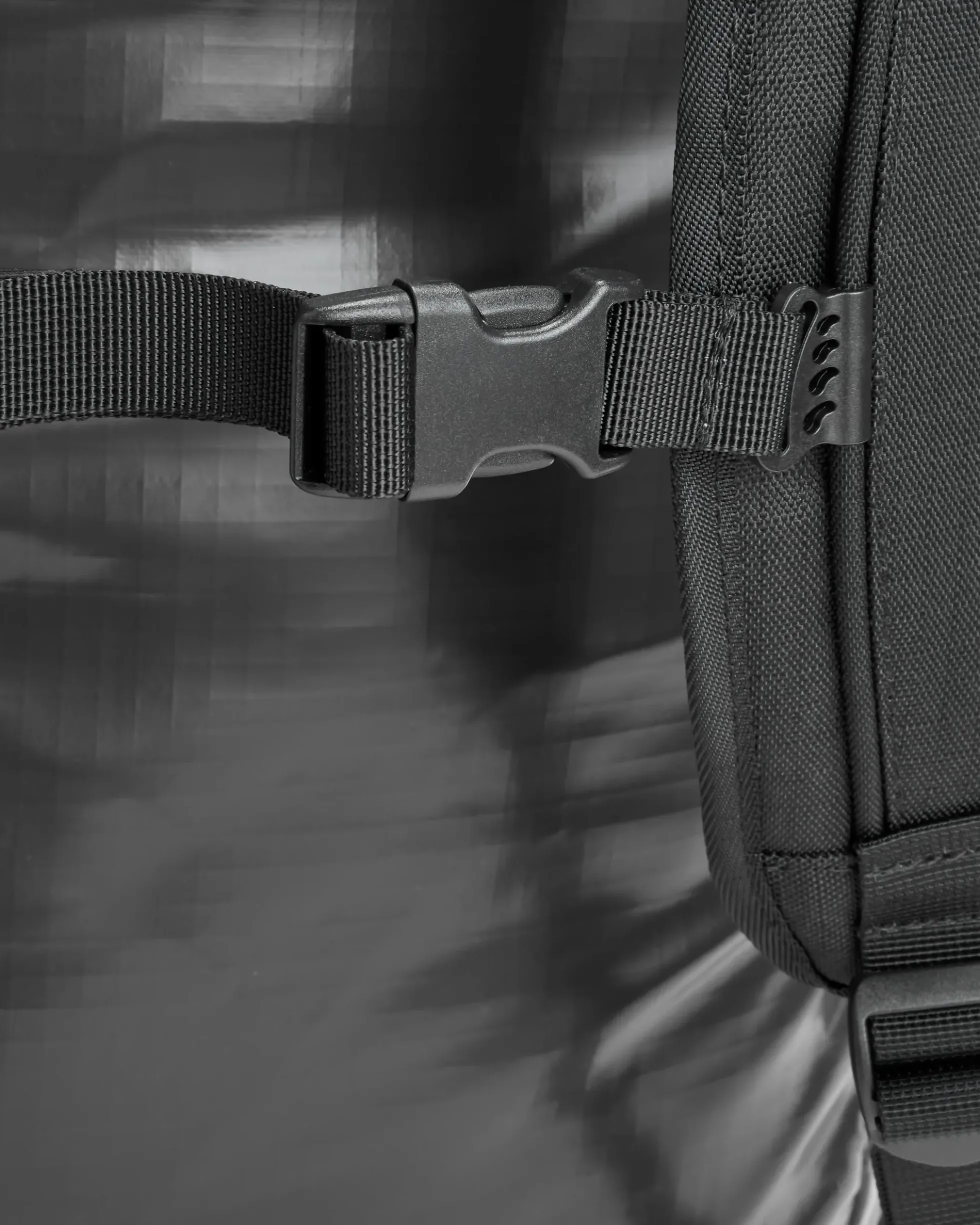 Roamer 60L Duffel Bag