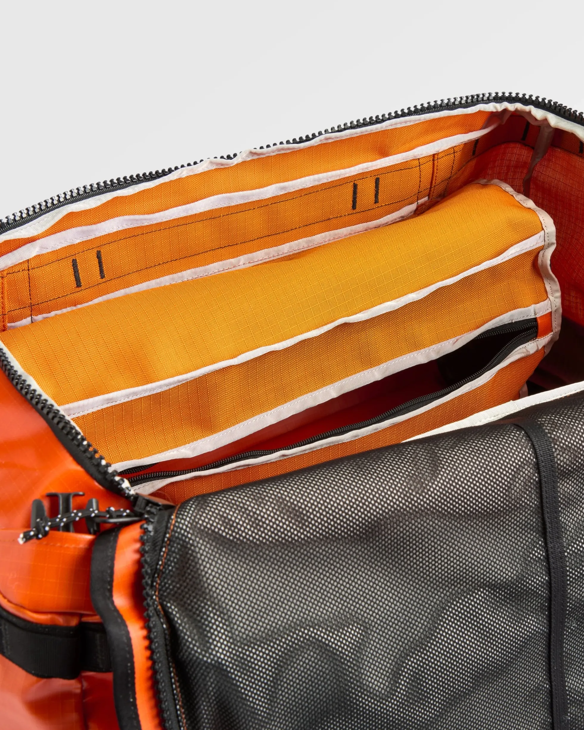 Roamer 60L Duffel Bag
