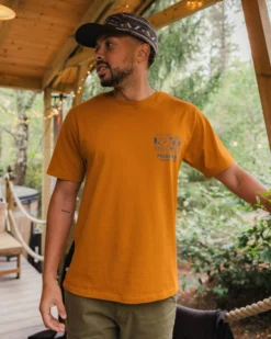 Roam Slow Men's T-Shirt