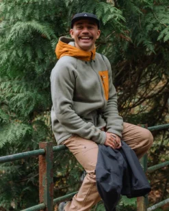Sierrascape Men's Polartec® Fleece Hoodie