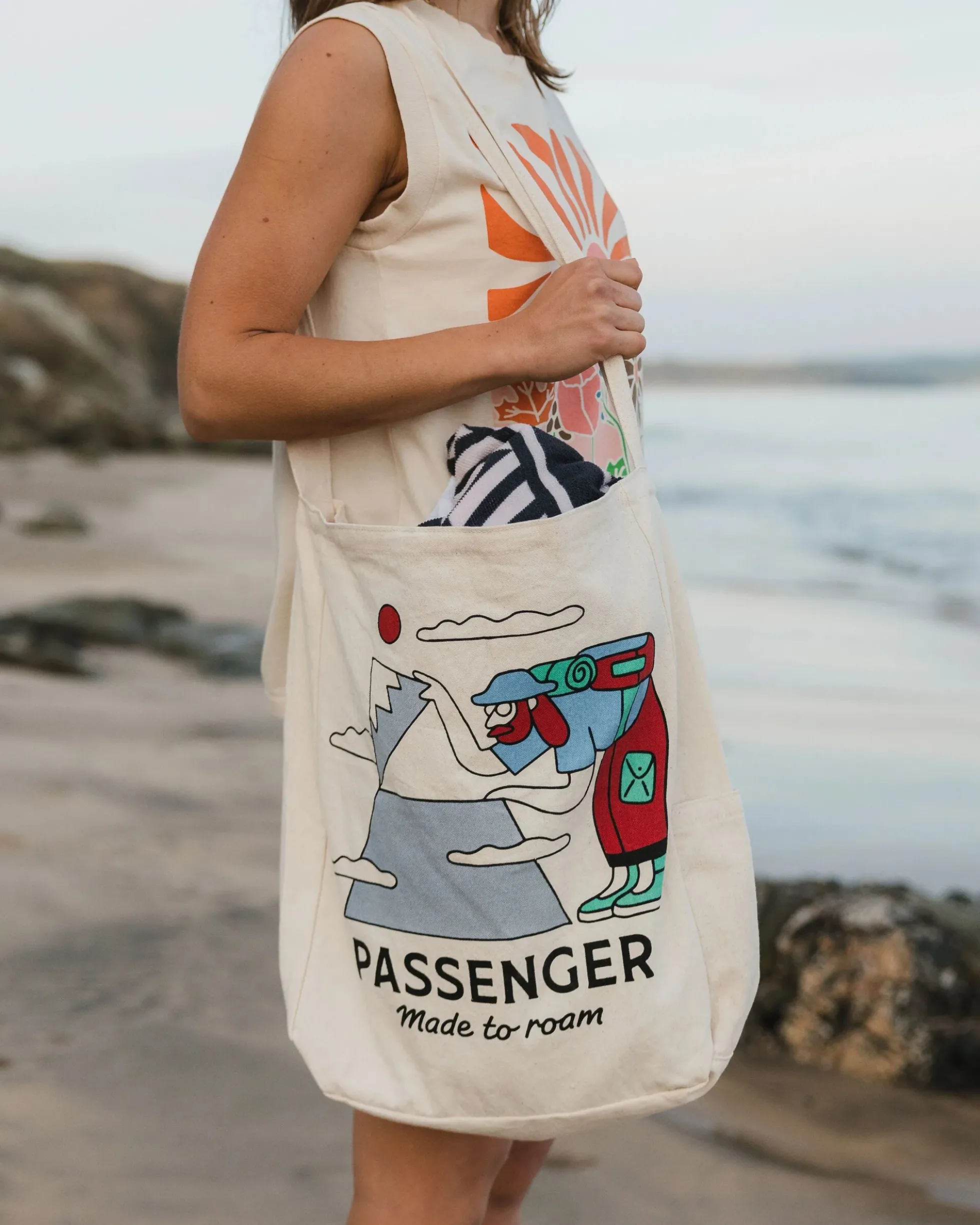 Sneaky Peak Organic Cotton Tote Bag