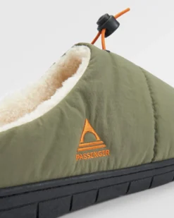 Step Out Men's Fleece Lined Slipper