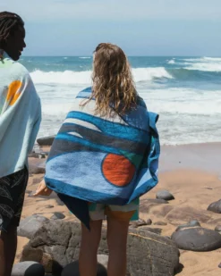 Tideline Organic Cotton Beach Towel