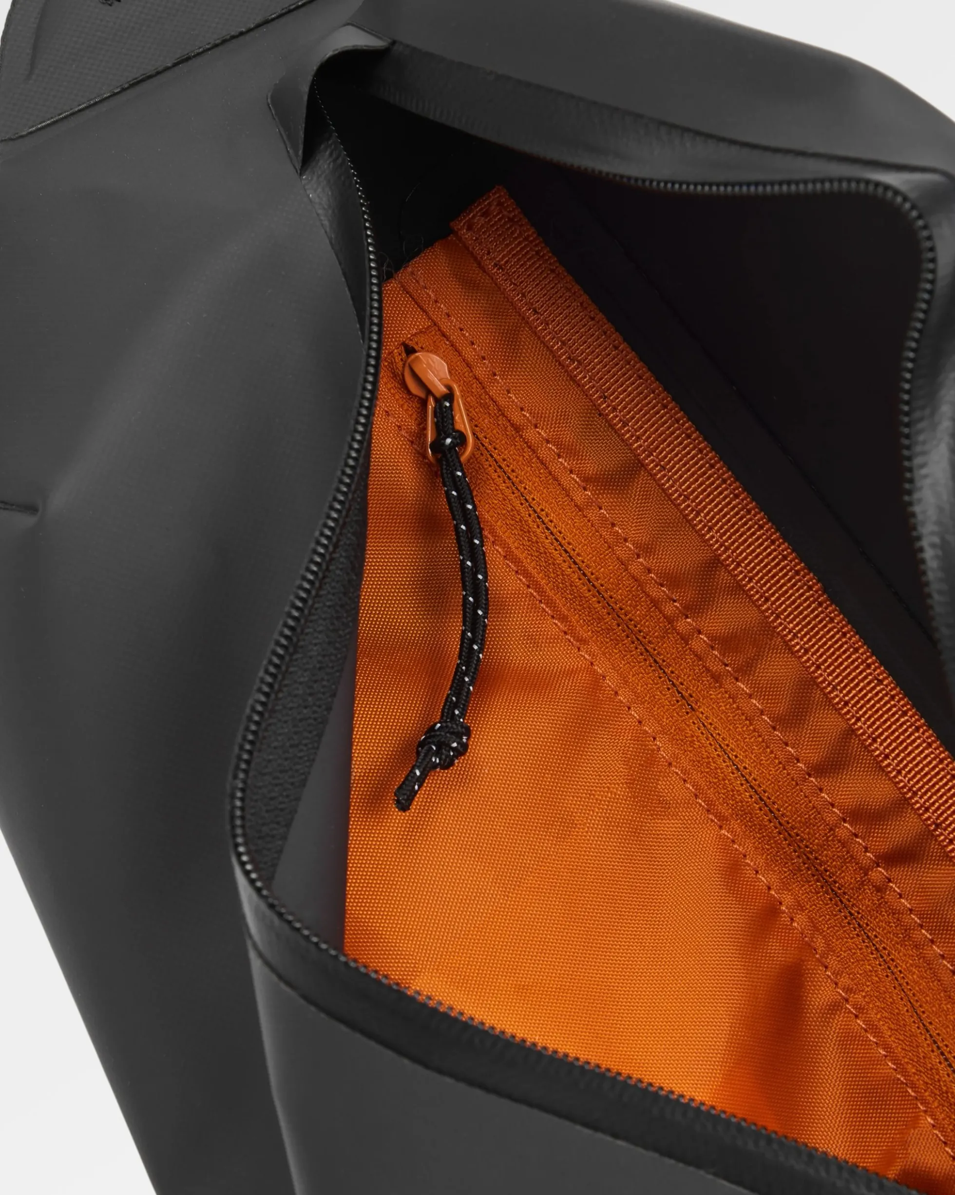 Tide Nylon Hip Pack