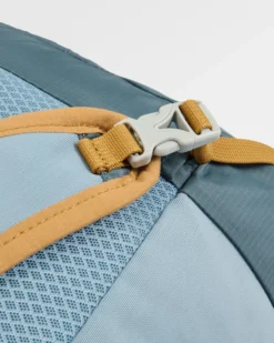 Travelscape Light Tote