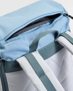 Vantage 18L Backpack