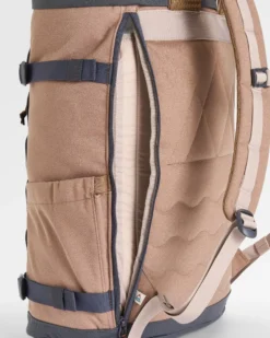 Vantage 30L Backpack