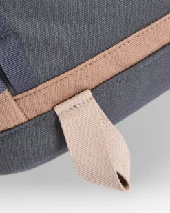 Vantage 30L Backpack