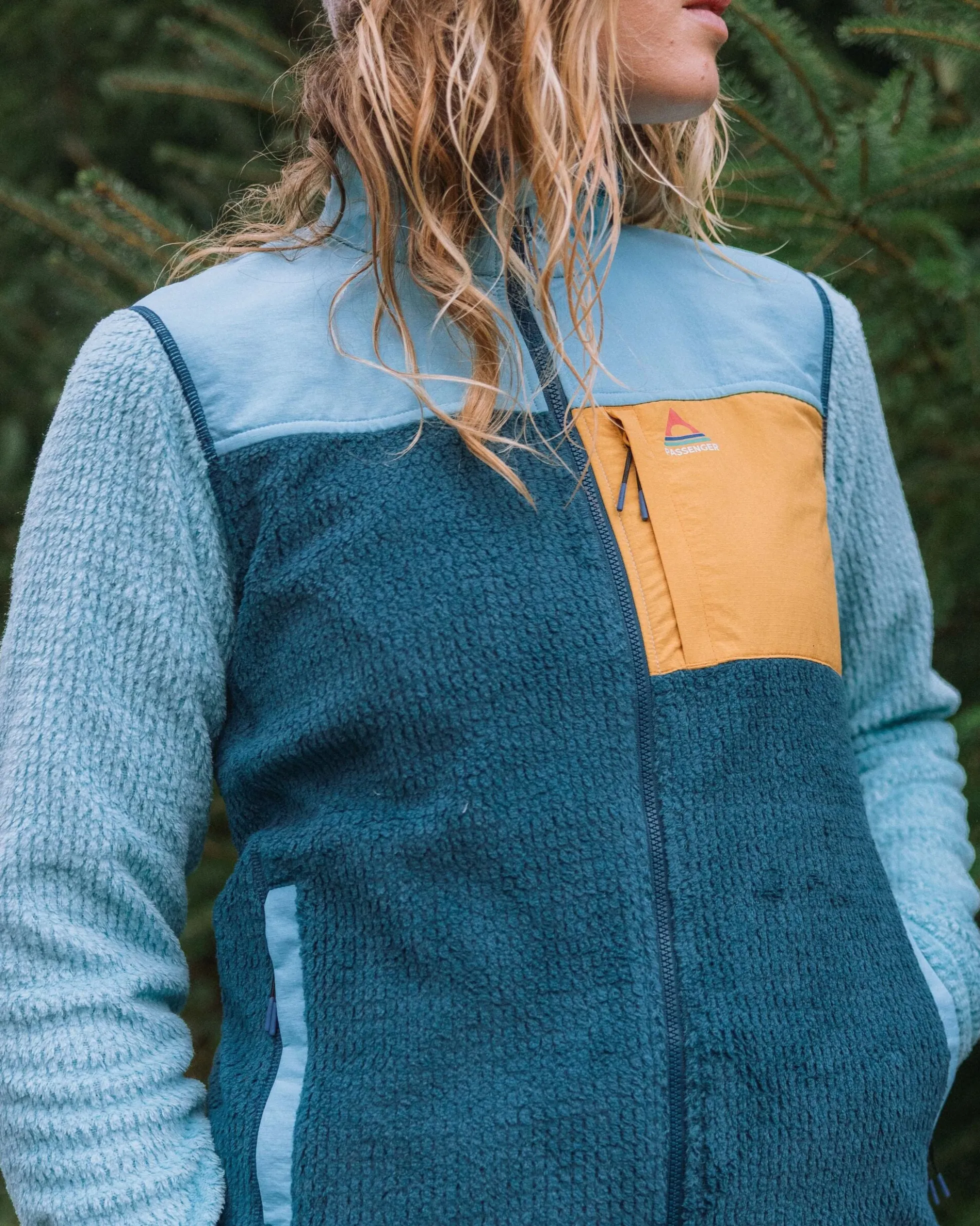 Venturescape Women's Fleece