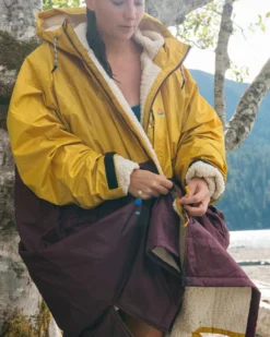 Waves Sherpa Lined Changing Robe