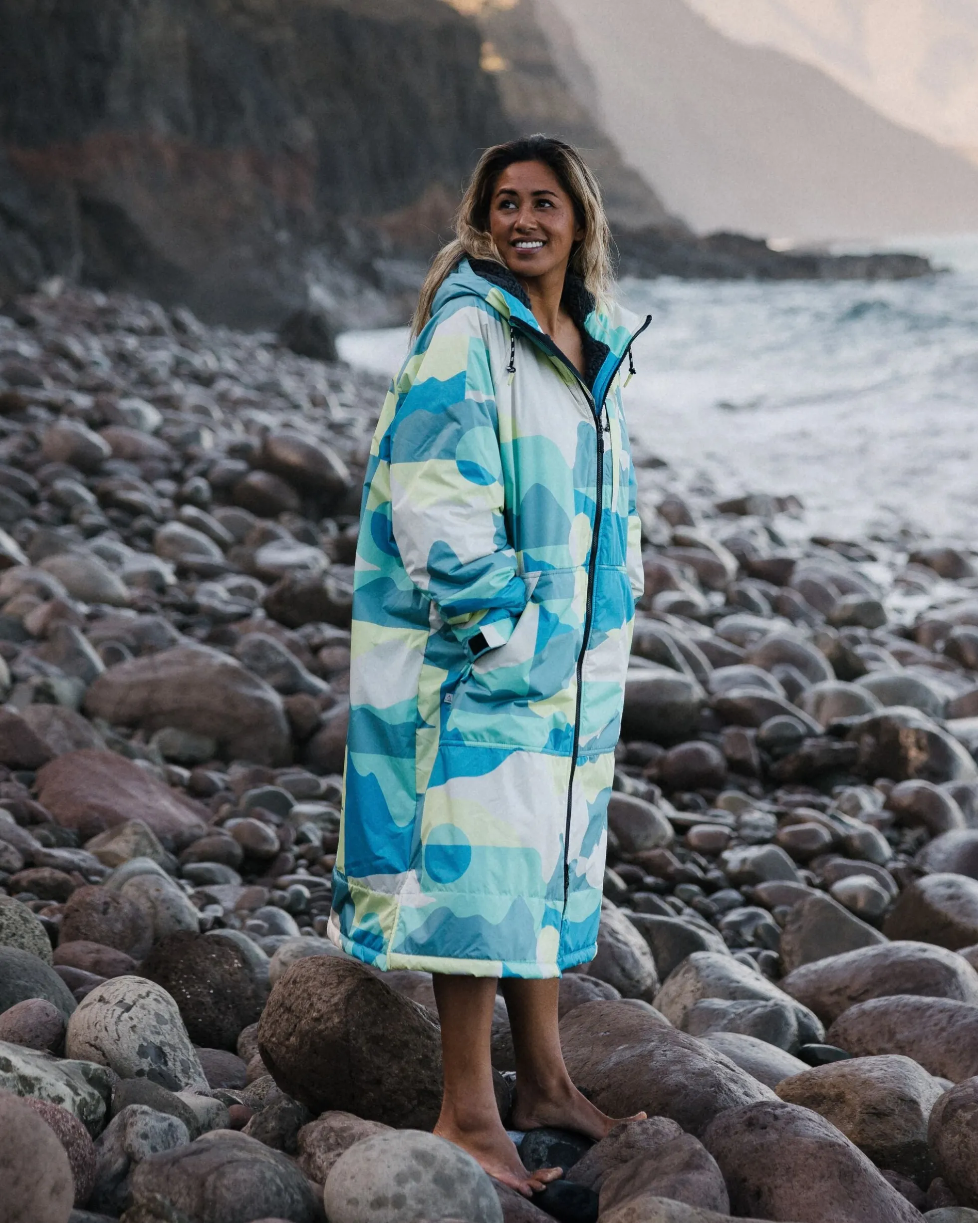 Waves Sherpa Lined Changing Robe