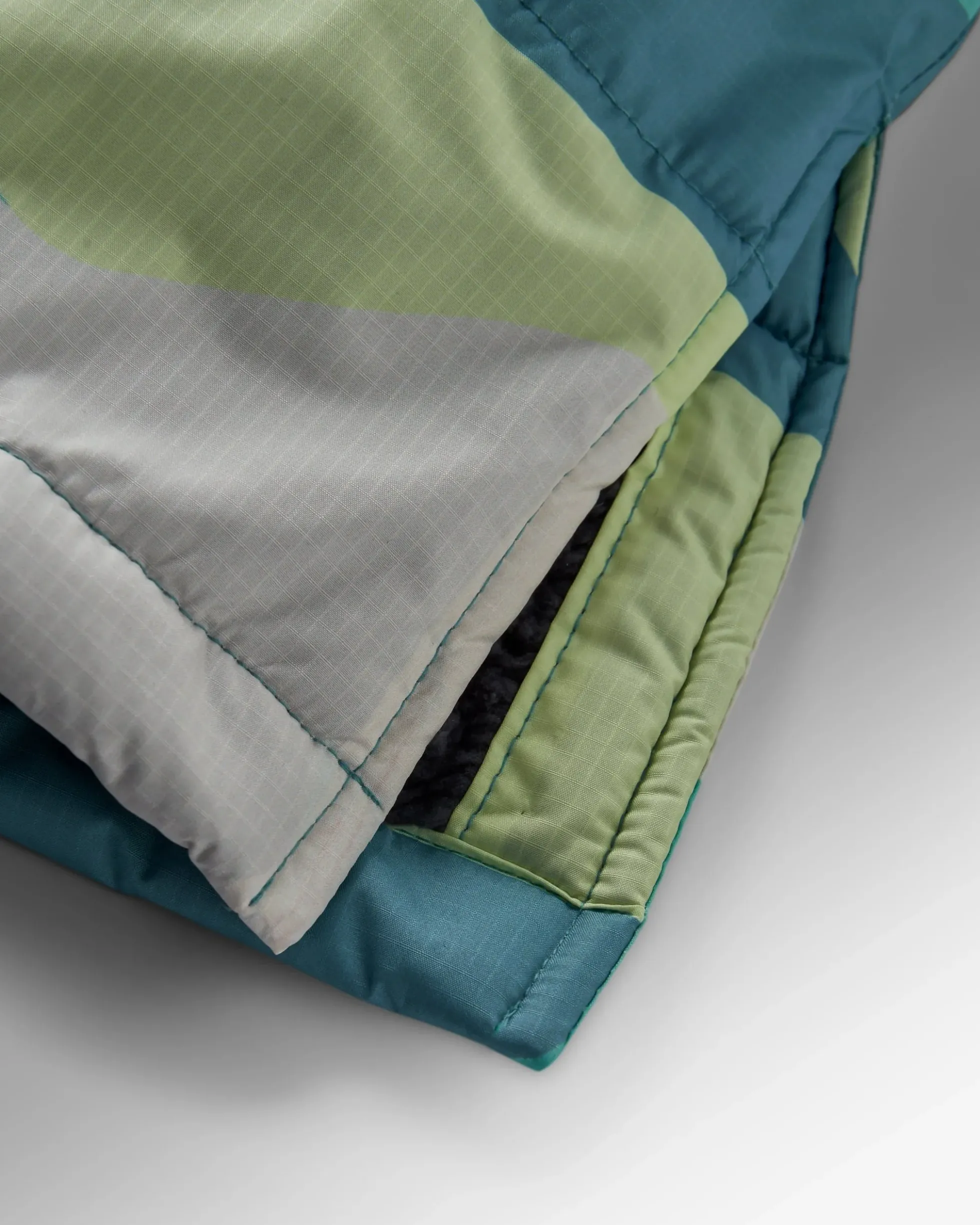 Waves Sherpa Lined Changing Robe